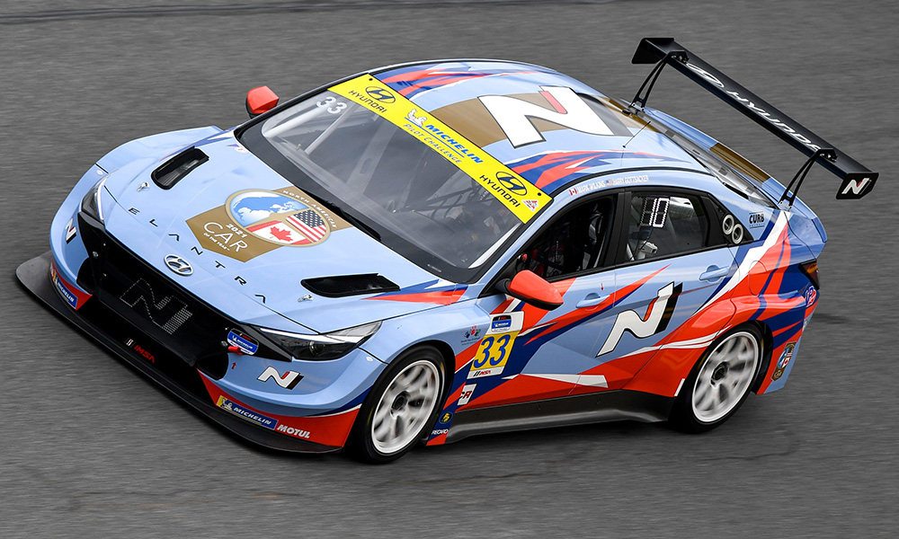 索伯车队横扫阿斯顿马丁，皮亚斯特里刷新纪录