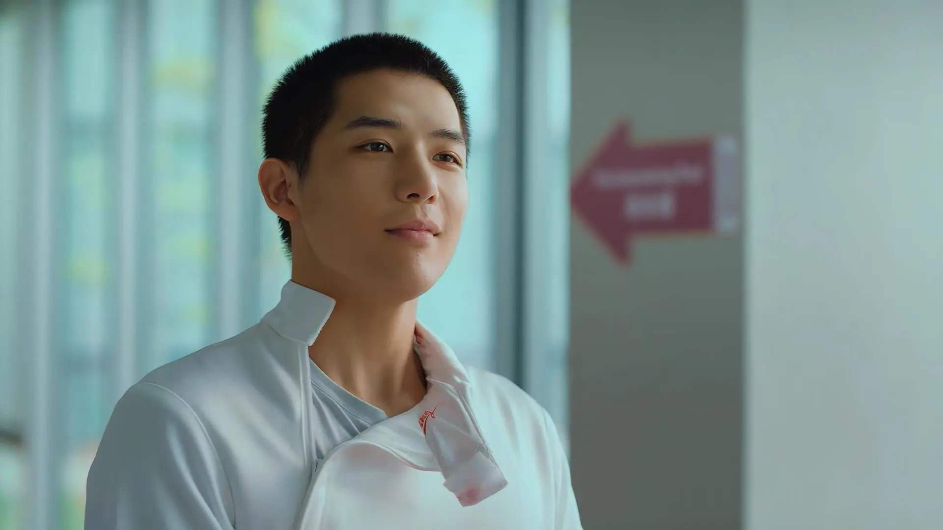 开云体育官网-跨洲对决，比利亚雷亚尔硬仗击败澳大利亚豪门，拉什福德欧冠决赛接管比赛