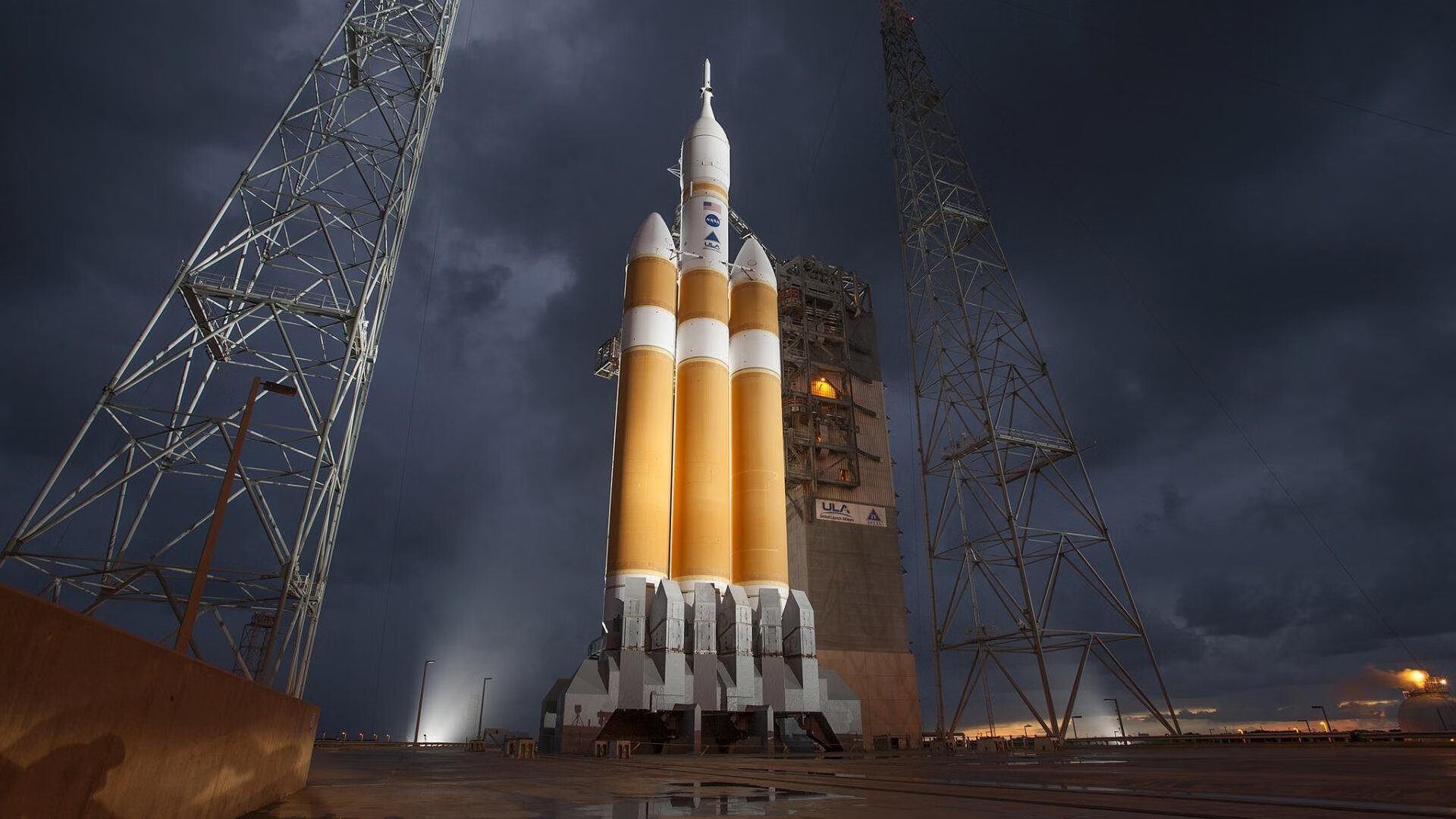 热火连续得分狂潮席卷广厦,世界排名争夺战焦点战上演压制大戏