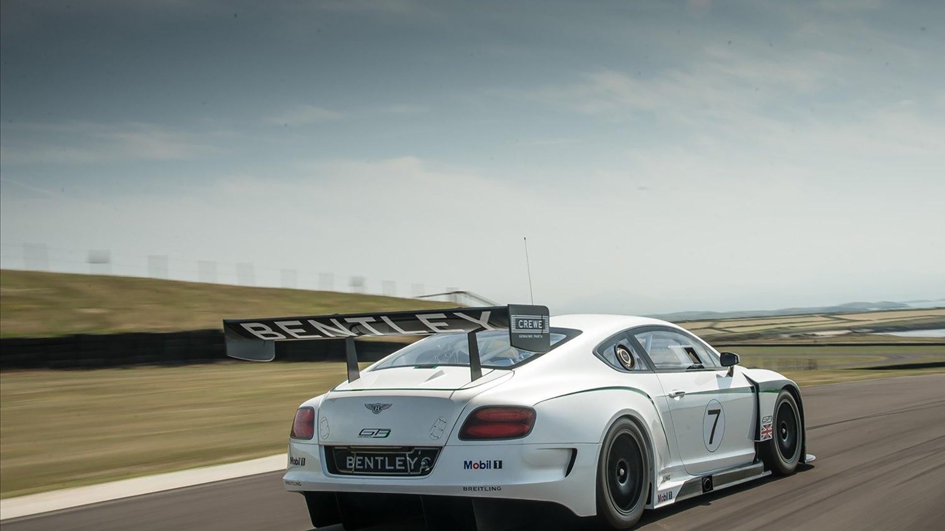 他像战略核武器般存在，坎特如何用67分钟让喀麦隆与沙特的战争未开始便结束？